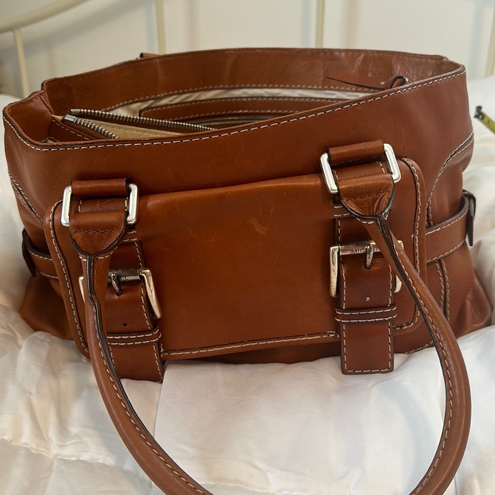 Michael kors leather handbag